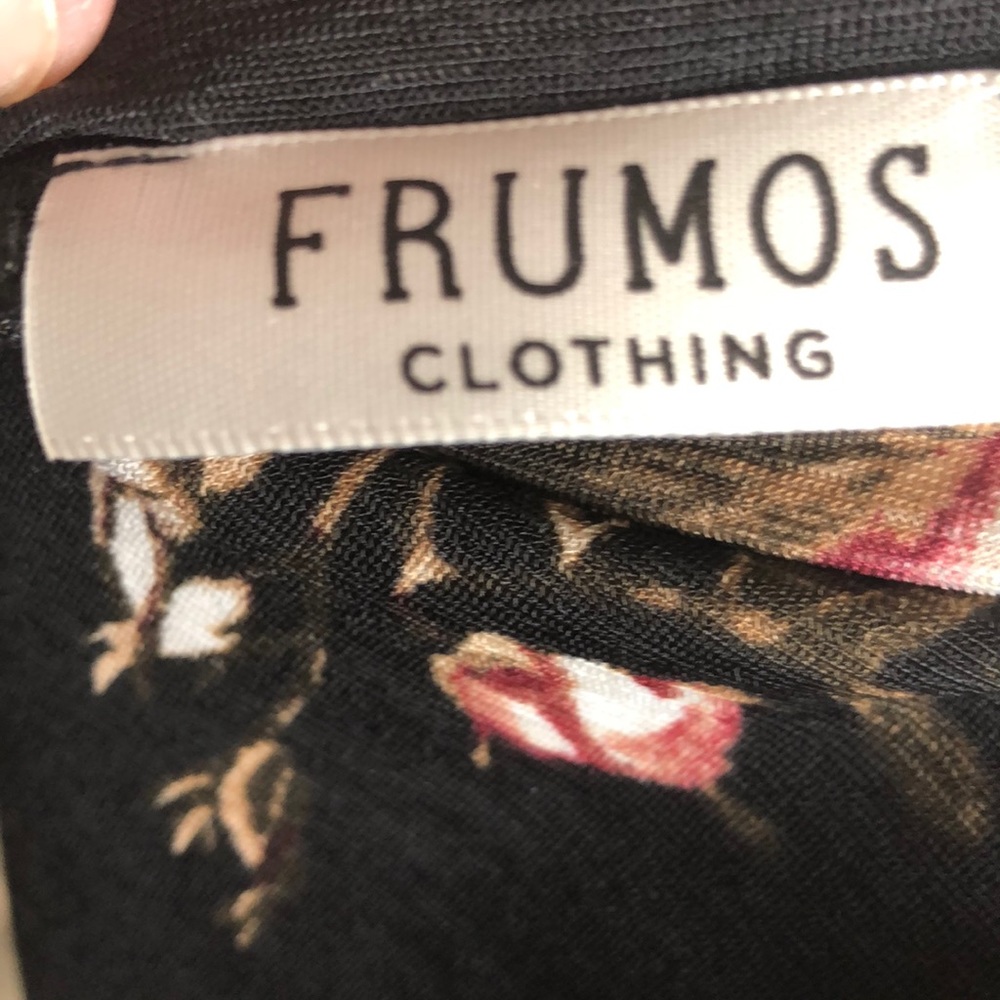 Frumos Top - Picture 4 of 5
